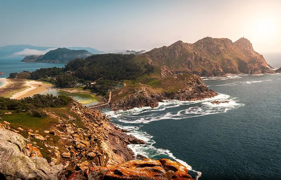 5 destinos imprescindibles para tu proximo viaje autocar 1 960x617 1